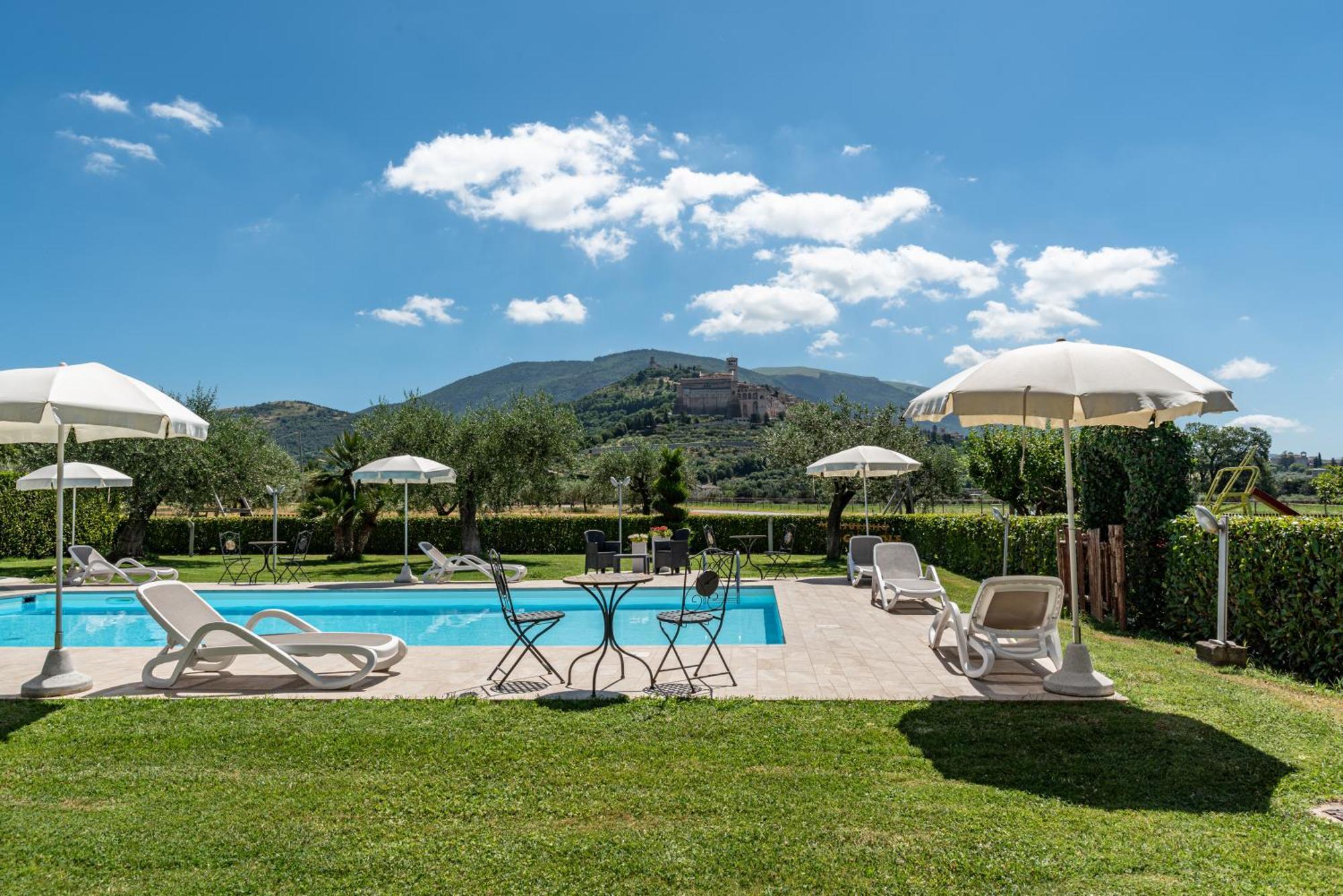 Agriturismo Il Girasole Assisi Luaran gambar