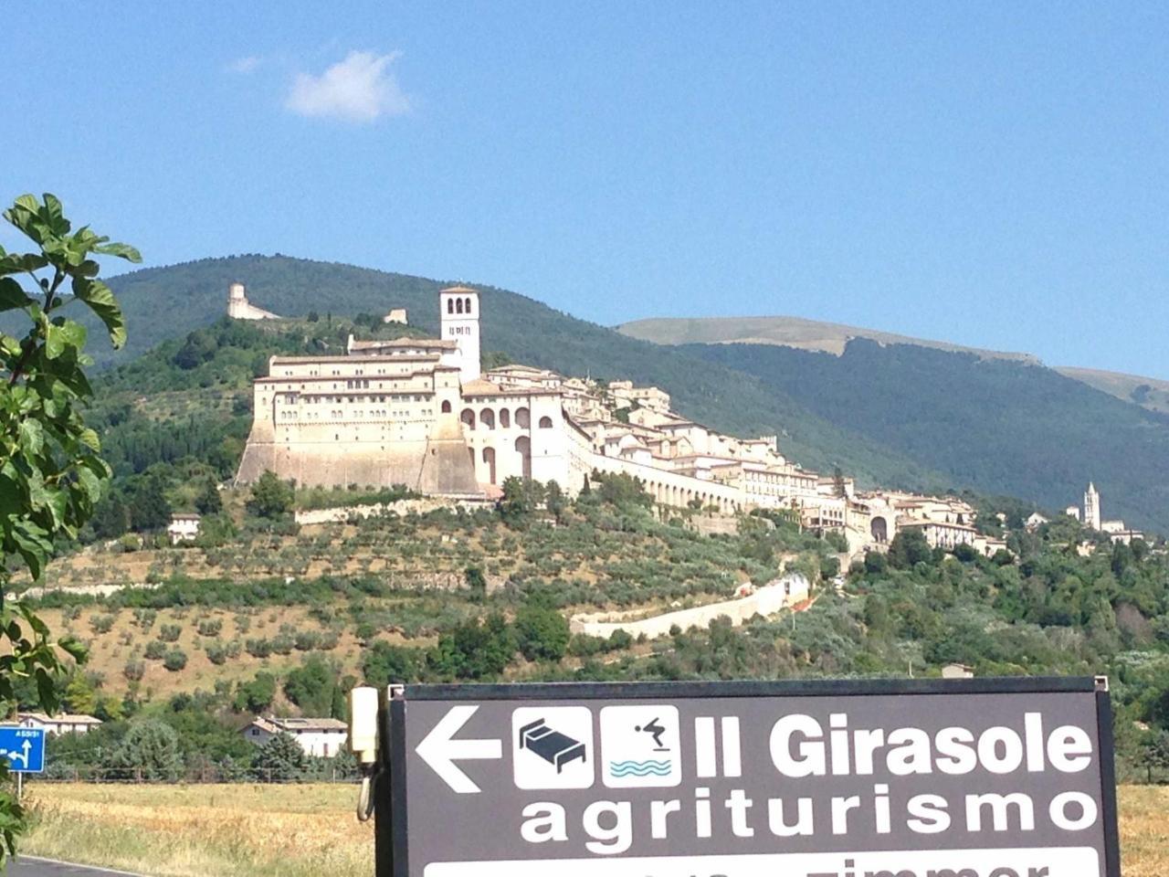 Agriturismo Il Girasole Assisi Luaran gambar