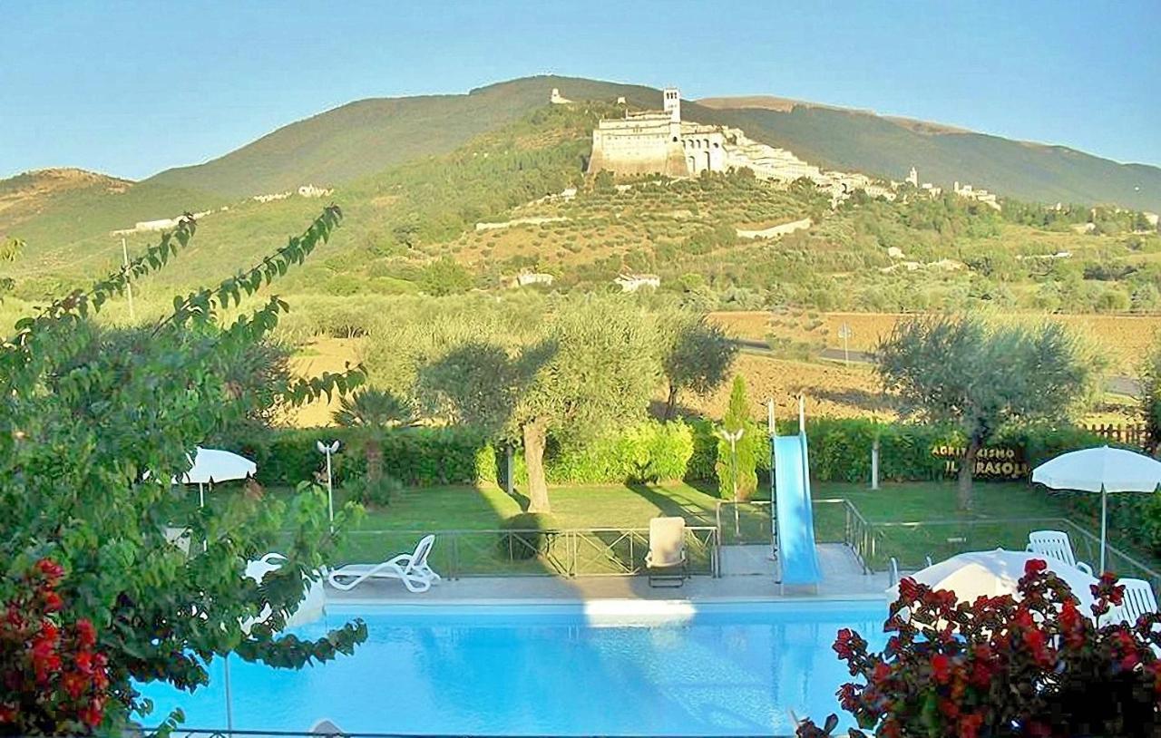 Agriturismo Il Girasole Assisi Luaran gambar