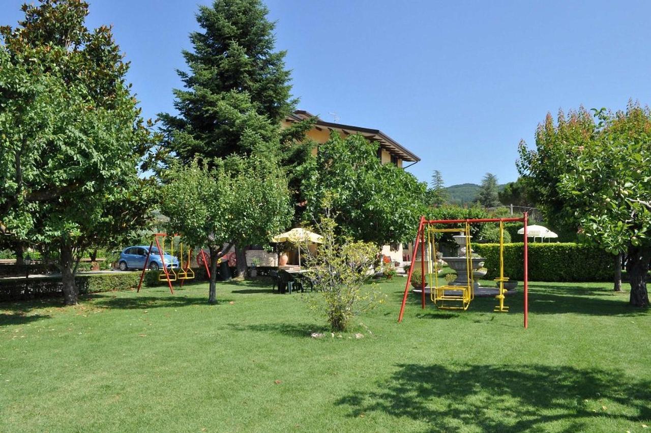 Agriturismo Il Girasole Assisi Luaran gambar